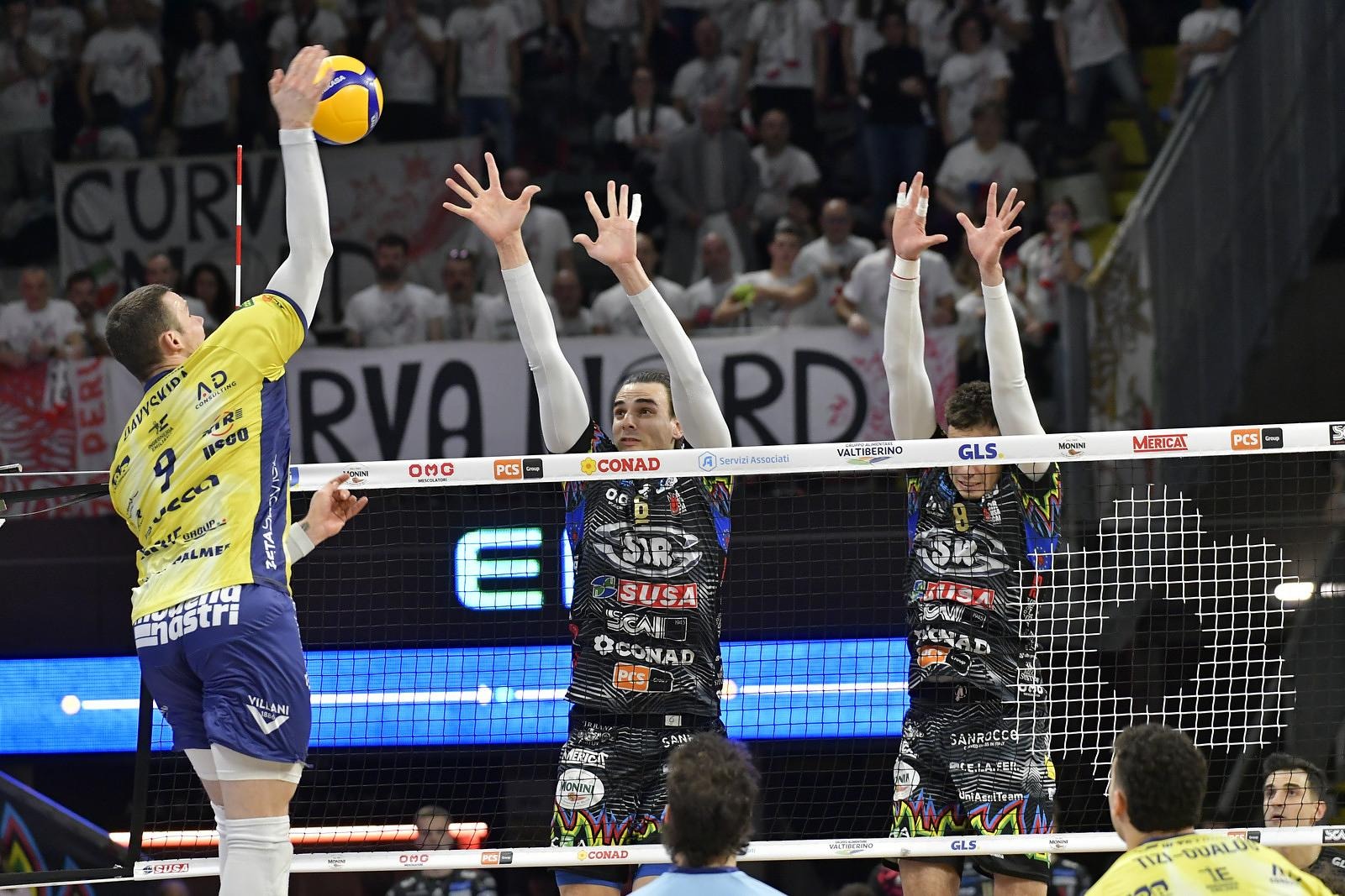 Volleybal live kijken in 4K — EREDIVISIE, EK | IPTV Proefabonnement